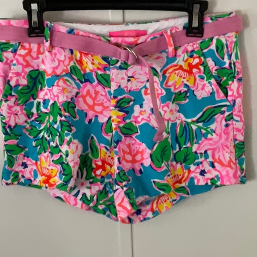Lilly Pulitzer Floral Print Shorts with Belt - Picture 1 of 8
